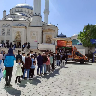 İstanbul Hayır Lokması - Lokmacı İstanbul - İstanbul - Lokma Döktürme - İstanbul Lokma Dağıtımı