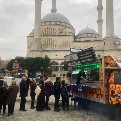 İstanbul Hayır Lokması - Lokmacı İstanbul - İstanbul - Lokma Döktürme - İstanbul Lokma Dağıtımı